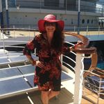 Vicki Vaughn - @vicki_vaughn.lln - Instagram