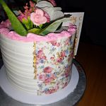 Beevictory Events & Cakes - @vickiebee_05 - Instagram