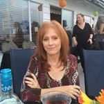 Vickie Connolly - @vickie.connolly - Instagram