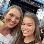 Vickie Meyer - @vickie1999 - Instagram