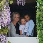 Vickie Parrish - @bigtorybird - Instagram