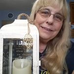 Vickie Turner - @vickie.turner.7372 - Instagram