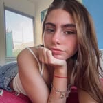victoria - @vickyabelleyro - Instagram