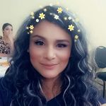 vicky Alaniz - @vickyalaniz042001 - Instagram