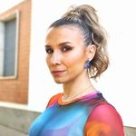 Vicky Albert - @vickyaa10 - Instagram