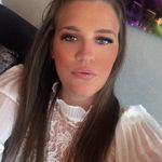 Vicky Atkinson - @vickyxax - Instagram