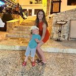 Vicky Barrett - @vicky_barrett27 - Instagram