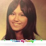 Vicki Bender - @vicki.bender.5 - Instagram