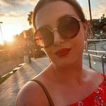 Vicky Blake - @victoria_natalie.94 - Instagram