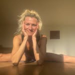 Vicki Boswell - @yoga.with_vicki - Instagram