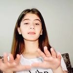 Vicky Boswell - @peysishjiq - Instagram