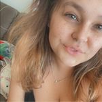 Vicky Bryan - @vickyrose4994 - Instagram