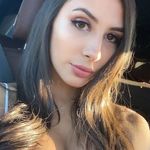 Vicky Burnett - @rihannaburnett5 - Instagram