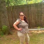 Vickie Burnette - @burnvickie - Instagram