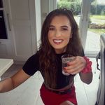 Vicky Carr - @_vickycarr - Instagram