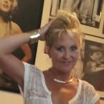 Vicky Chamberlain - @moonlight0009 - Instagram