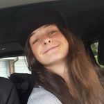 Vicky Chapman - @vickachu10 - Instagram