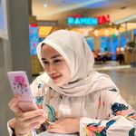 Vicky Dewanti. - @vickydewantii - Instagram