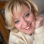Vicky Dion - @vicky.dion.35 - Instagram