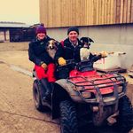 Vicky Groves - @v.l.g.65 - Instagram