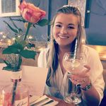 Vicky Hayward - @lovelyjuddly - Instagram