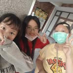 Vicky Hong - Facebook