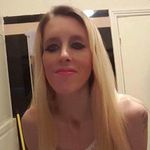 vicky howe - @victorious1200 - Instagram