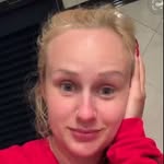 @vickykelsey5 - Instagram