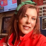 Victoria Knox - @vickyknox84 - Instagram