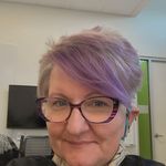 Vicki Landers - @vixeycat - Instagram