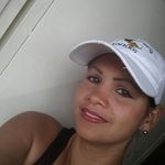 vicky leal - @vickyleal96 - Instagram
