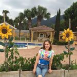 Vicky Leal - @vickyleal6 - Instagram