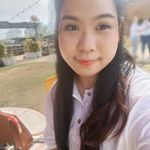 Vicky Low - @vickylow1995 - Instagram