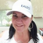 Vicky Maliszewski - @6ftvicky6ftrealtor - Instagram