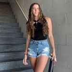 @vickymars_ - Instagram