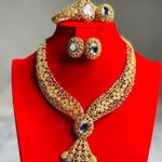 Vickynorman - @anujewelrycollection - Instagram