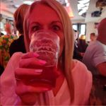 Vicky Parry - @v.ayre - Instagram