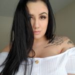 Vicky Pelletier - @vickyxarbonne - Instagram