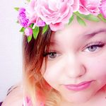 Vicky Poole - @vickyp6991 - Instagram
