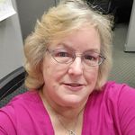 Vicki Reardon - @lookingsomewhere2018 - Instagram