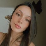 Victoria - @vickyrojass_ - Instagram