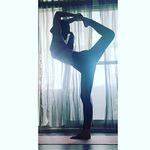 Vicky Yang - @vicky_valleyoga - Instagram
