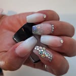 Vicky Walley - @dreamnailsbyvicky - Instagram