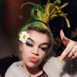 vicky ward - @dreads_on_legs - Instagram