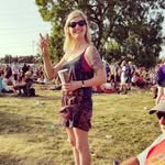 Vicky Warner - @vickwarner - Instagram