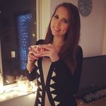 Vicky Weaver - @vixxyr - Instagram