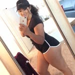 @nealvickywellington - Instagram