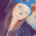 Vicky Weston - @vicddddd - Instagram