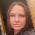 Vicky Whitaker - @vicky290823 - Instagram