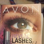 Vicky Woodard - @vickyavon2018 - Instagram